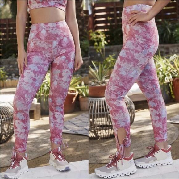Anthropologie Daily Practice Allie Floral Leggings scalloped Sz S - Picture 1 of 6